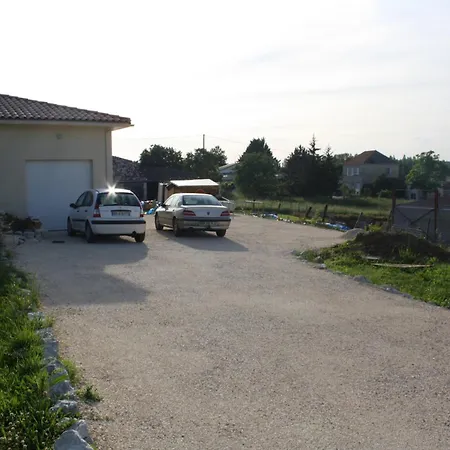 A St Sulpice Homestay