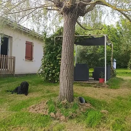 à St Sulpice Quarto em Acomodações Particulares